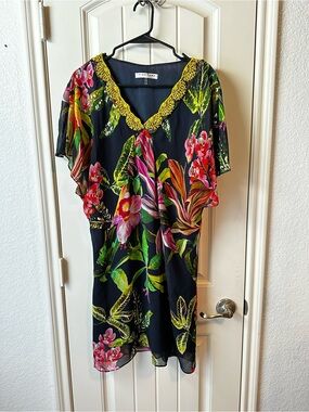 Trina Turk Indigo Rainforest Floral Yellow Beaded V-Neck Tropical Caftan Dress S
